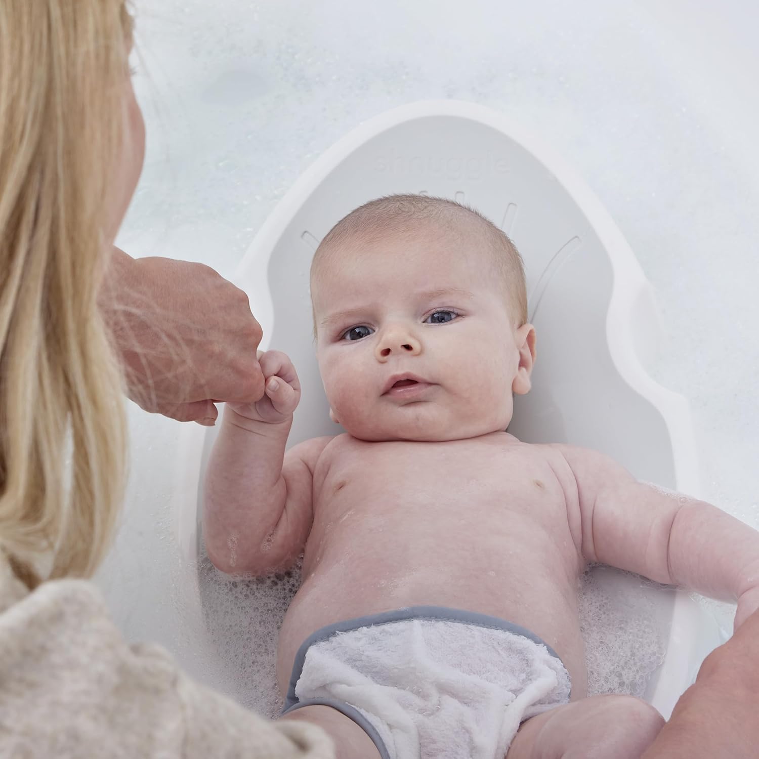 shnuggle | newborn baby bath support | ergonomic soft touch seat | lightweight non slip base | hygienic & compact | perfect for babies up to 6 months / 9 kg | white & grey shnuggle | newborn baby bath support | ergonomic soft touch seat | lightweight non slip base | hygienic & compact | perfect for babies up to 6 months / 9 kg | white & grey