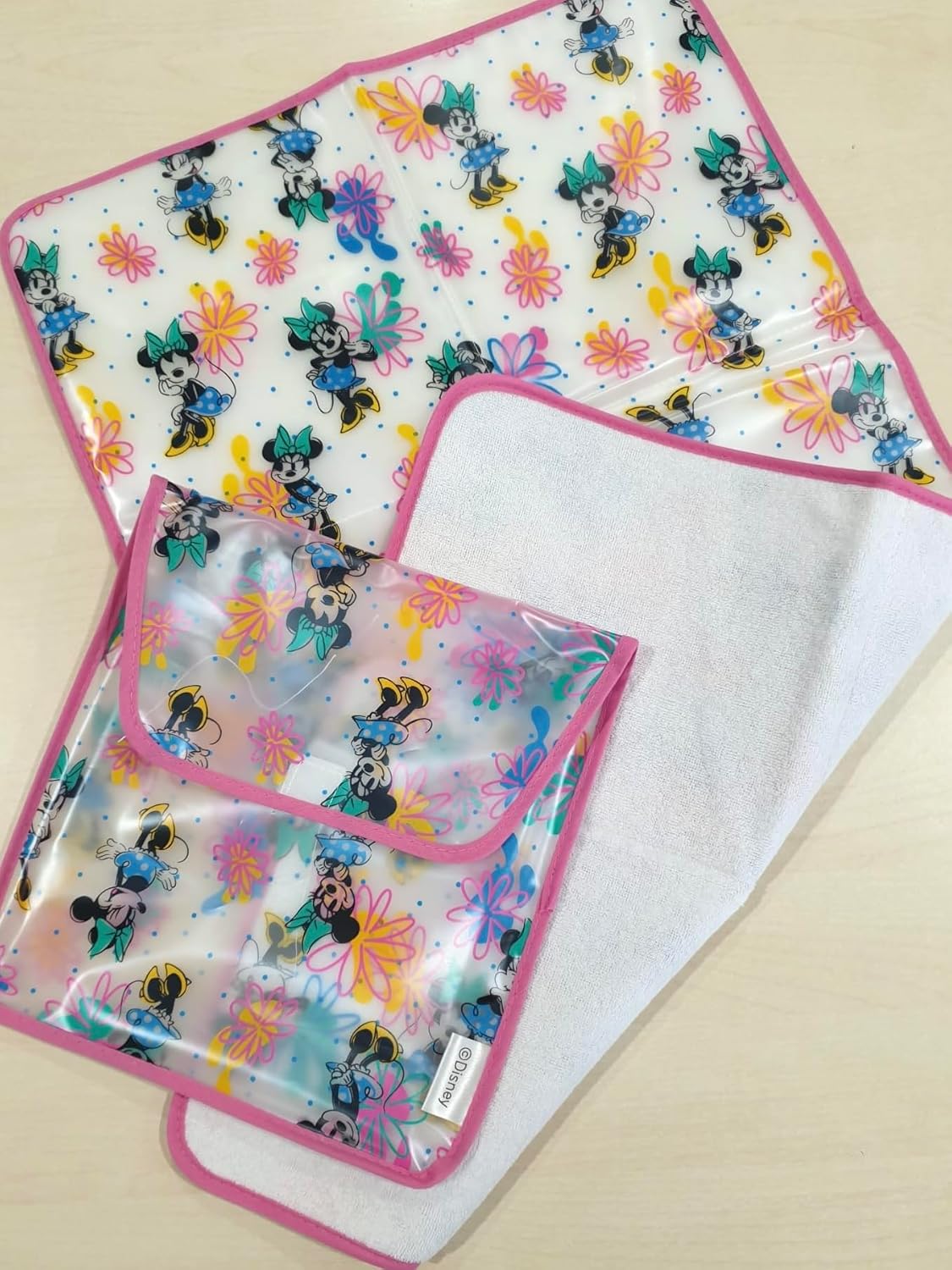 ellepi disney baby portable travel changing mat (minnie) ellepi disney baby portable travel changing mat (minnie)