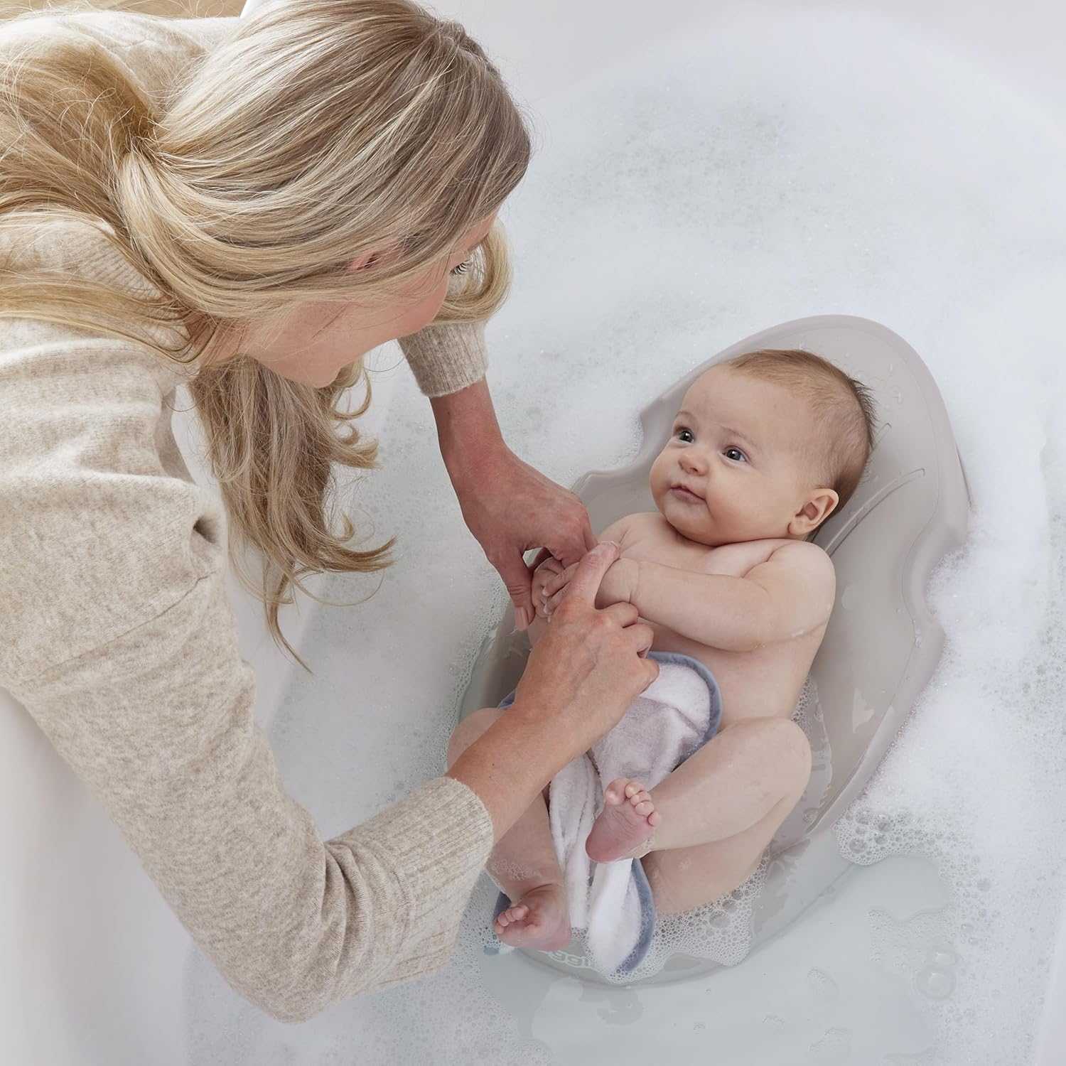 shnuggle | newborn baby bath support | ergonomic soft touch seat | lightweight non slip base | hygienic & compact | perfect for babies up to 6 months / 9 kg | white & grey shnuggle | newborn baby bath support | ergonomic soft touch seat | lightweight non slip base | hygienic & compact | perfect for babies up to 6 months / 9 kg | white & grey